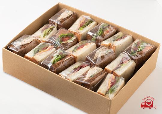 アソーテッドサンドイッチbox 1 4 600円 Crunch Munch クランチマンチ の弁当配達 くるめし弁当
