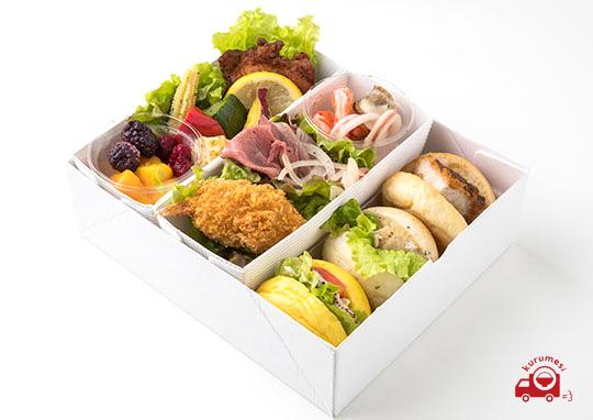 ランチbento A 三元豚カツ バジルチキン ツナサラダ 10時以降お届け可能 1 500円 Kanieサンドの弁当配達 くるめし弁当