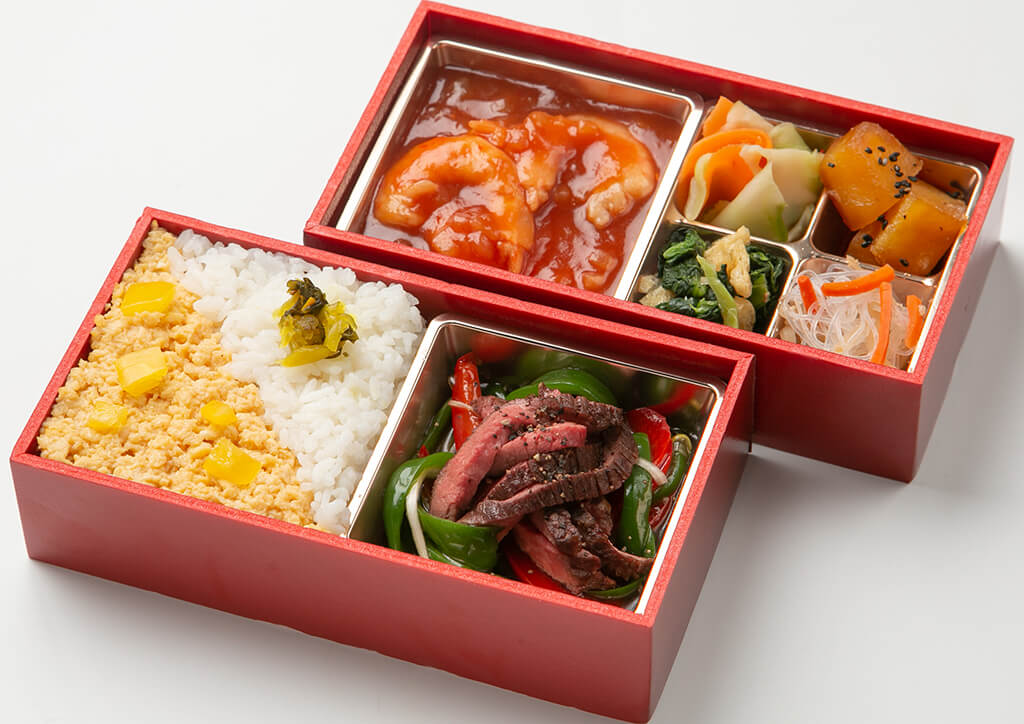 サワダ式 二段重 ～牛青椒肉絲と海老チリ～